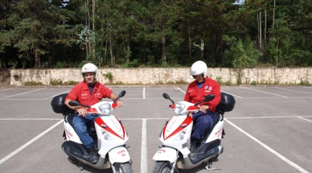 BOMBEIROS RECEBEM DUAS VESPAS